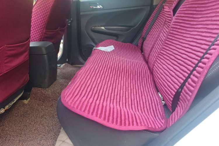 Used Haima M3 2016 1.5L Manual Comfort Model with Sunroof Left Rear Seat