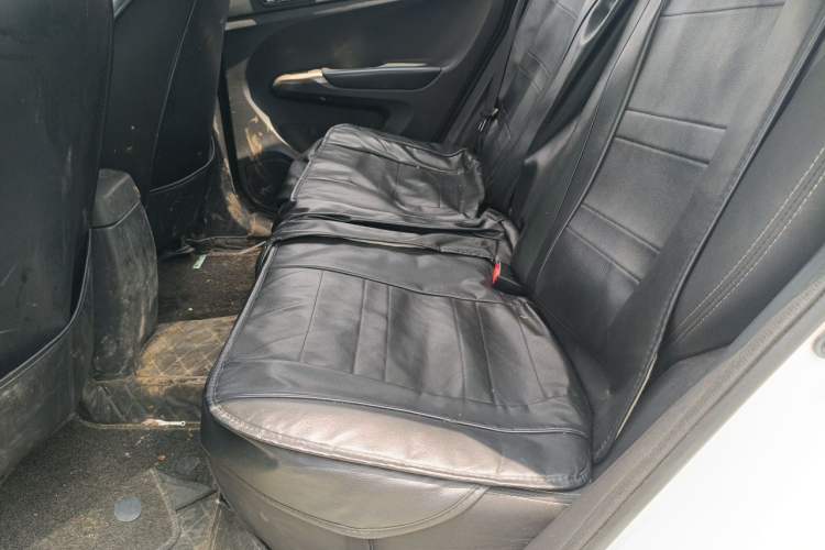 Used Haima M3 2016 1.5L Manual Fashion Edition Left Rear Seat
