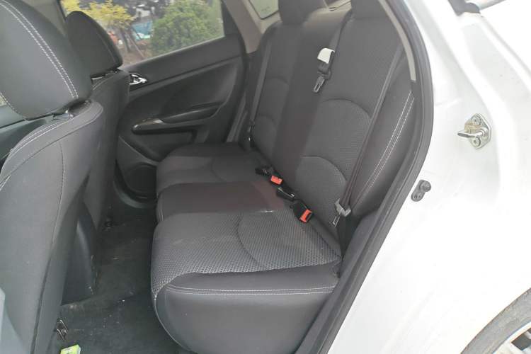 Used Haima M3 2016 1.5L Manual Comfort Model with Sunroof Left Rear Seat