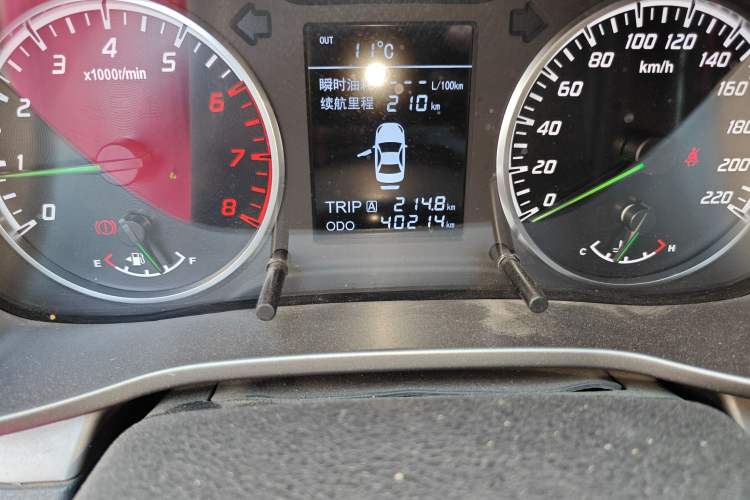 Used Haima M3 2016 1.5L Manual Comfort Model Odometer Close Up