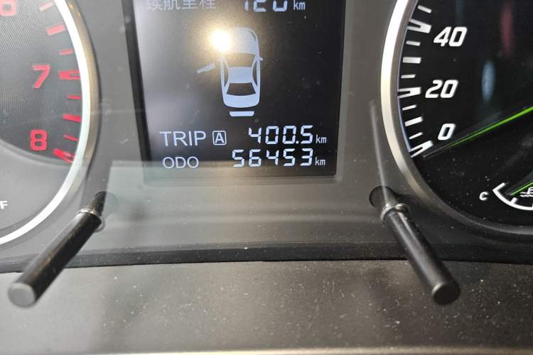 Used Haima M3 2016 1.5L Manual Comfort Model Odometer Close Up
