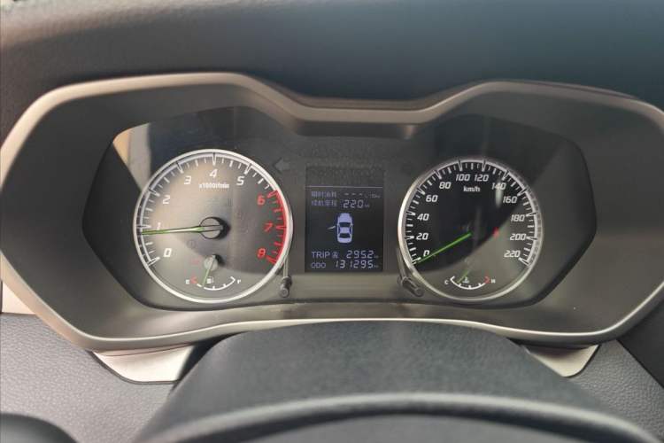 Used Haima M3 2016 1.5L Manual Comfort Model Odometer Close Up