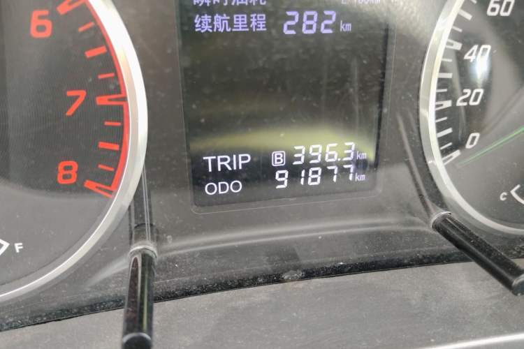 Used Haima M3 2016 1.5L Manual Comfort Model Odometer Close Up