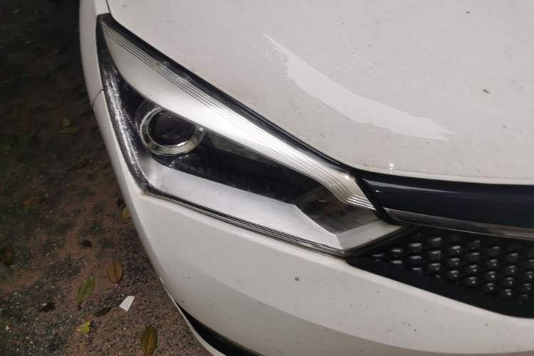 Used Haima M3 2016 1.5L Manual Comfort Model Right Front Headlight