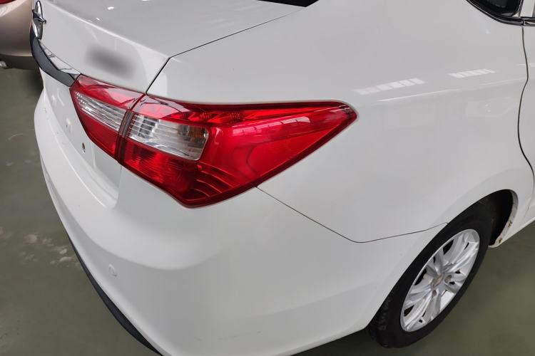 Used Haima M3 2016 1.5L Manual Comfort Model with Sunroof Right Rear Taillight