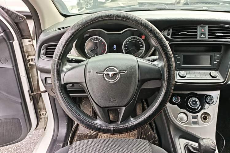 Used Haima M3 2016 1.5L Manual Comfort Model Steering Wheel