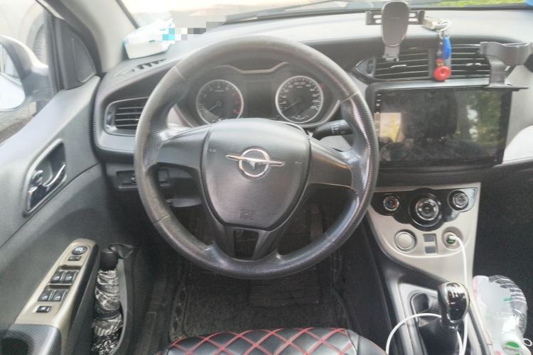 Used Haima M3 2016 1.5L Manual Fashion Edition Steering Wheel