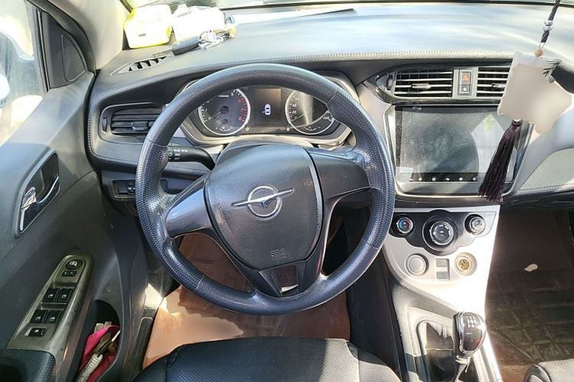 Used Haima M3 2016 1.5L Manual Fashion Edition Steering Wheel