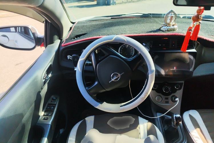 Used Haima M3 2016 1.5L Manual Fashion Edition Steering Wheel