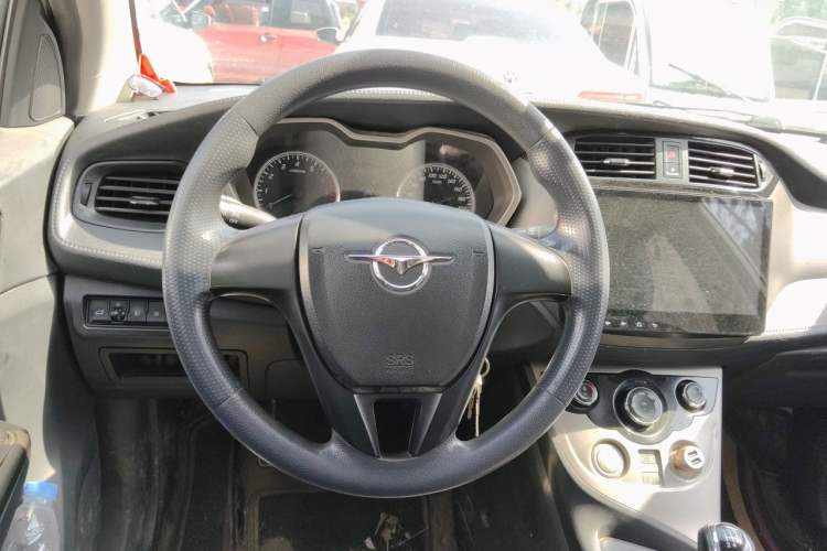 Used Haima M3 2016 1.5L Manual Comfort Model Steering Wheel