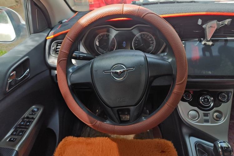 Used Haima M3 2016 1.5L Manual Fashion Edition Steering Wheel