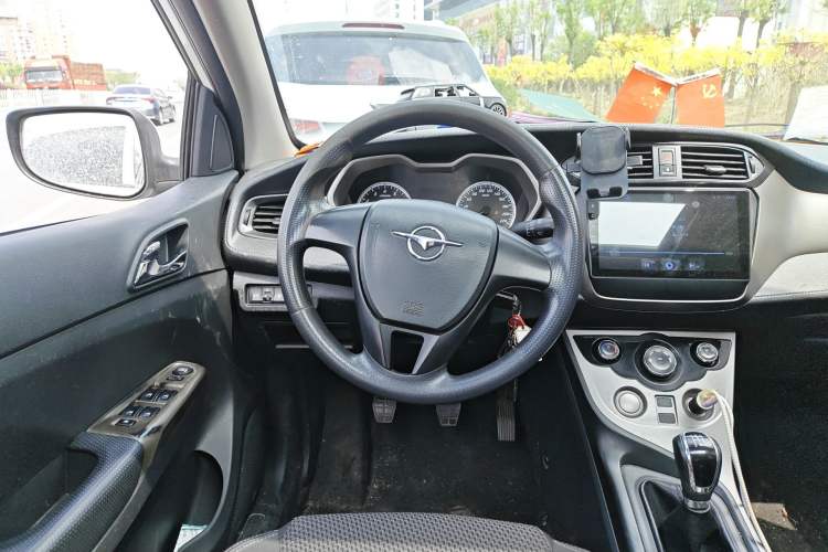 Used Haima M3 2016 1.5L Manual Comfort Model with Sunroof Steering Wheel