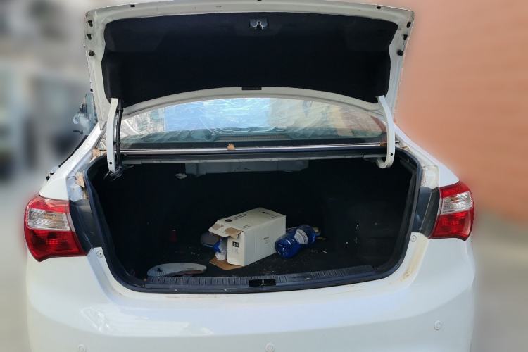 Used Haima M3 2016 1.5L Manual Comfort Model Trunk