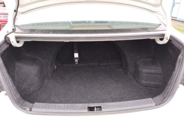 Used Haima M3 2016 1.5L Manual Fashion Edition Trunk