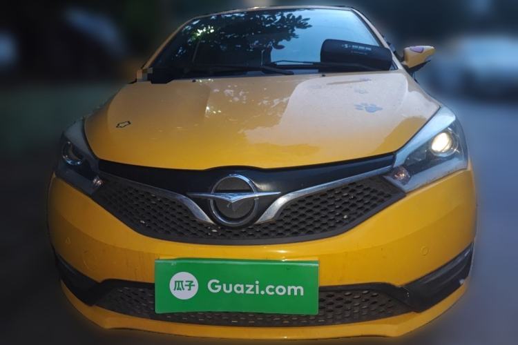 Used Haima M3 2016 1.5L Manual Fashion Edition Front