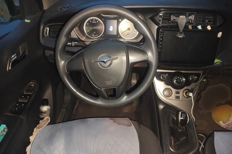 Used Haima M3 2016 1.5L Manual Fashion Edition Steering Wheel