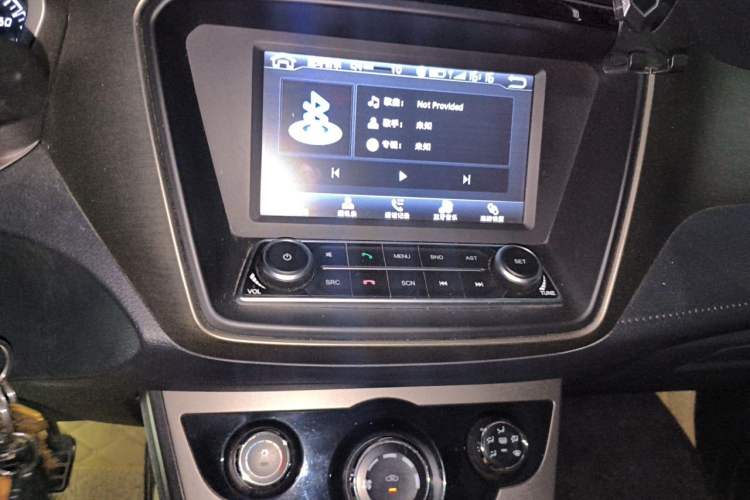 Used Haima M3 2017 1.5L Manual Luxury Version Audio And AC Panel