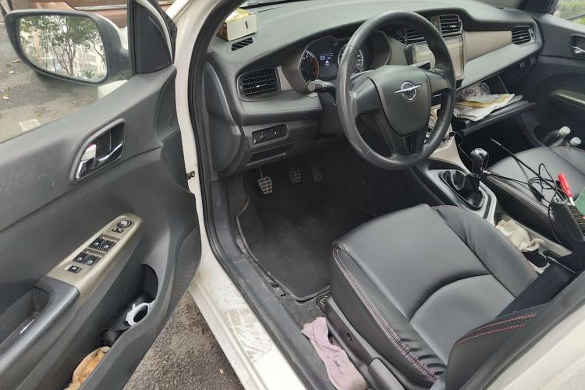Used Haima M3 2017 1.5L Manual Comfort Model Driver Seat