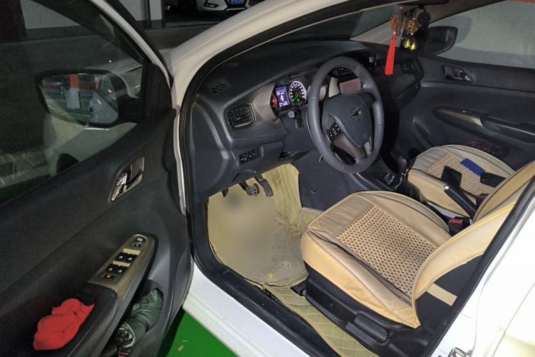 Used Haima M3 2017 1.5L Manual Luxury Version Driver Seat