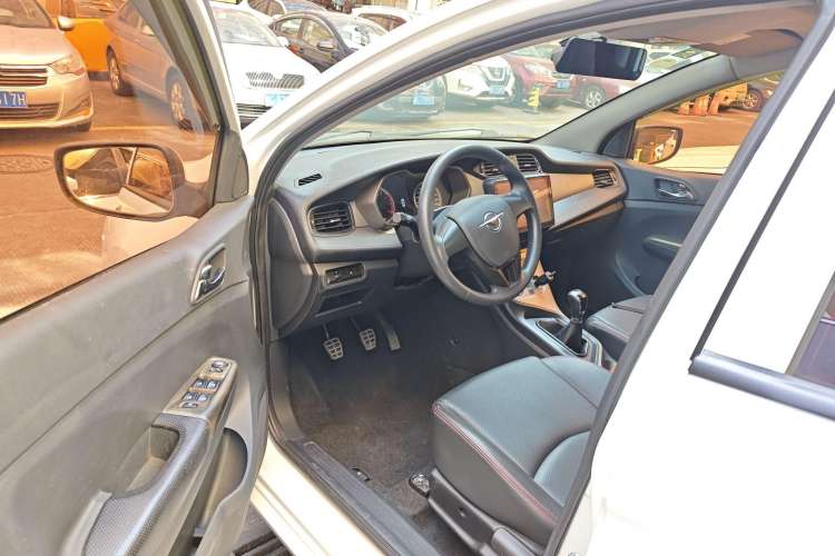 Used Haima M3 2017 1.5L Manual Comfort Model Driver Seat