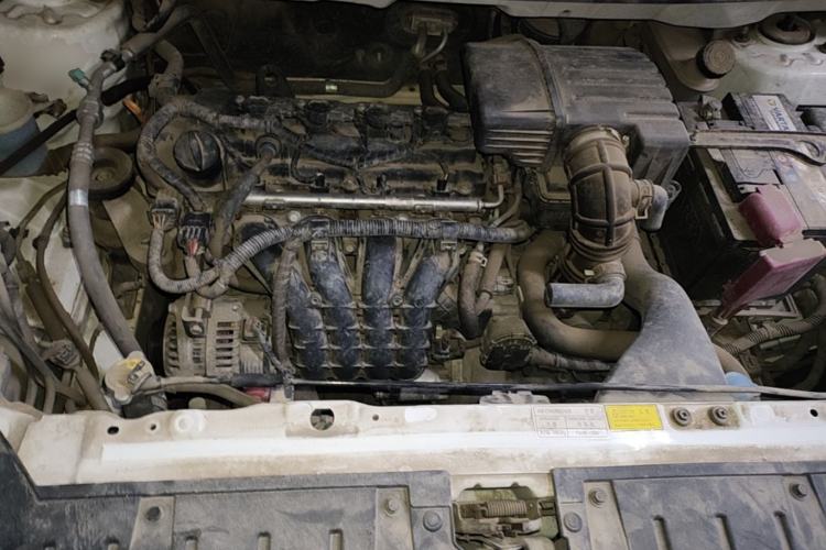 Used Haima M3 2017 1.5L Manual Fashion Edition Engine Bay
