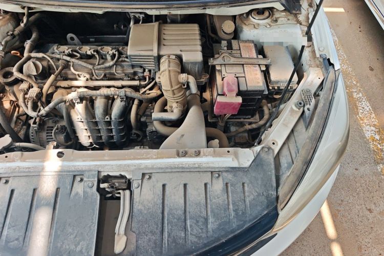 Used Haima M3 2017 1.5L Manual Fashion Edition Engine Bay Left