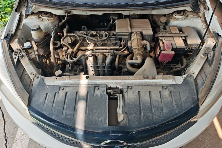 Used Haima M3 2017 1.5L Manual Fashion Edition Engine Bay