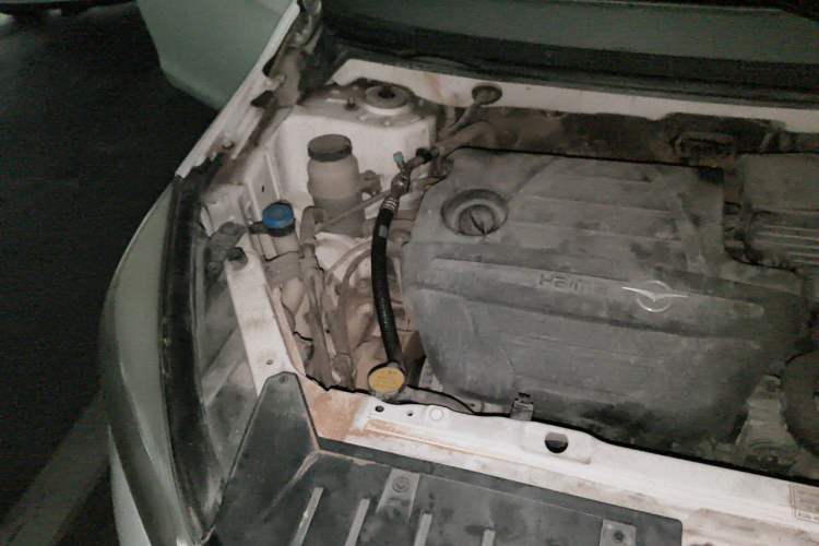 Used Haima M3 2017 1.5L Manual Luxury Version Engine Bay Right