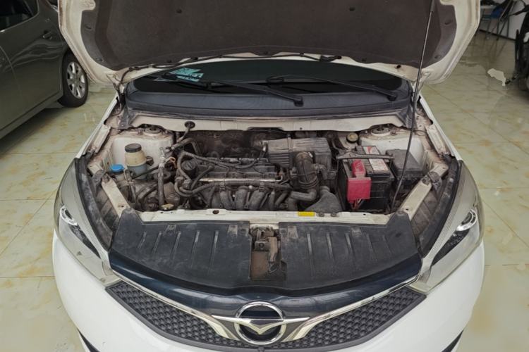 Used Haima M3 2017 1.5L Manual Fashion Edition Engine Bay