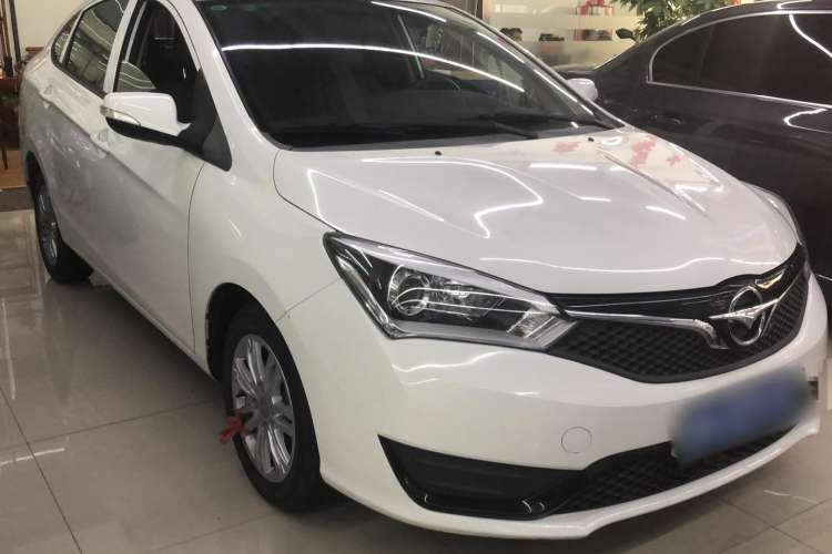 Used Haima M3 2017 1.5L Manual Comfort Model Exterior 1
