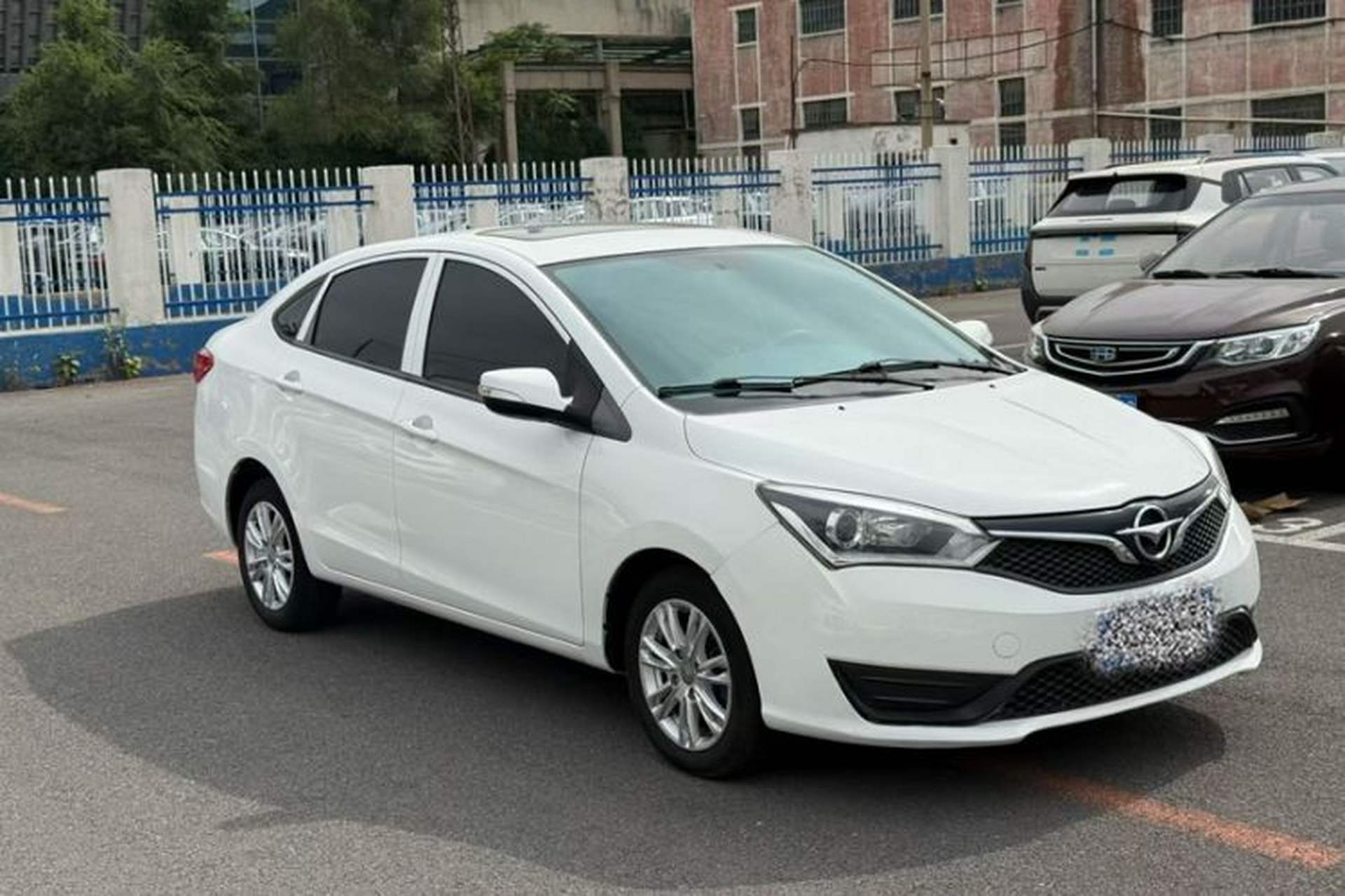 Used Haima M3 2017 1.5L Manual Comfort Model Exterior 1