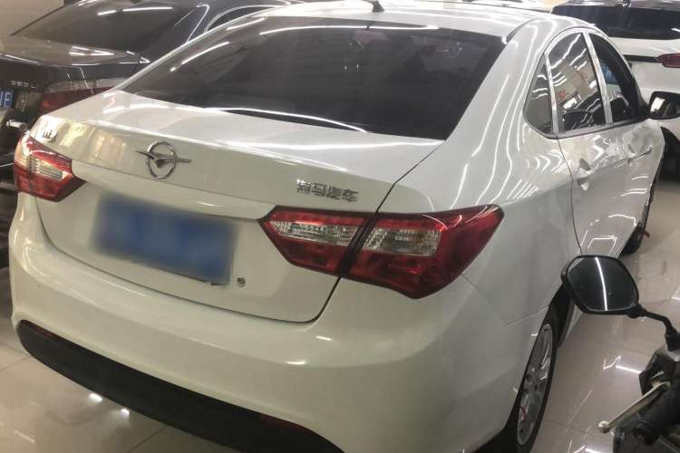 Used Haima M3 2017 1.5L Manual Comfort Model Exterior 2