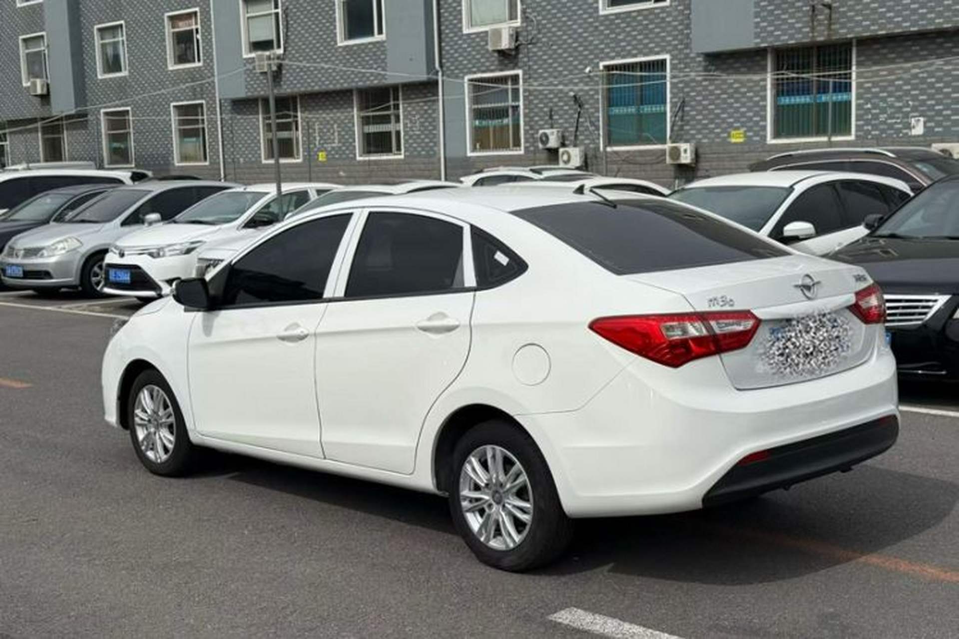 Used Haima M3 2017 1.5L Manual Comfort Model Exterior 3