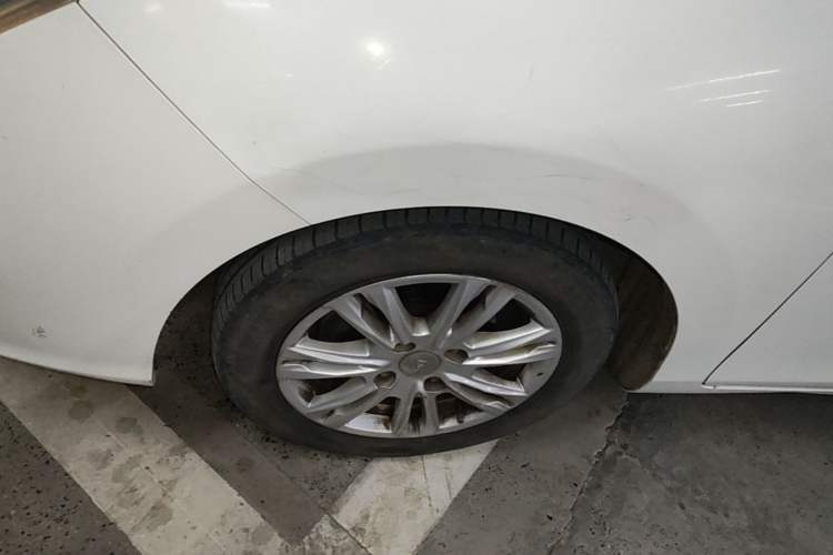 Used Haima M3 2017 1.5L Manual Fashion Edition Exterior 4