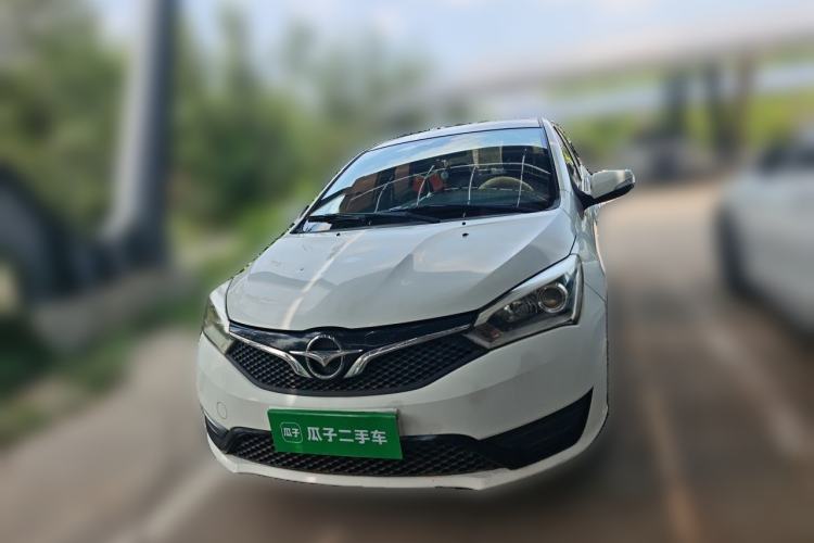 Used Haima M3 2017 1.5L Manual Fashion Edition Front