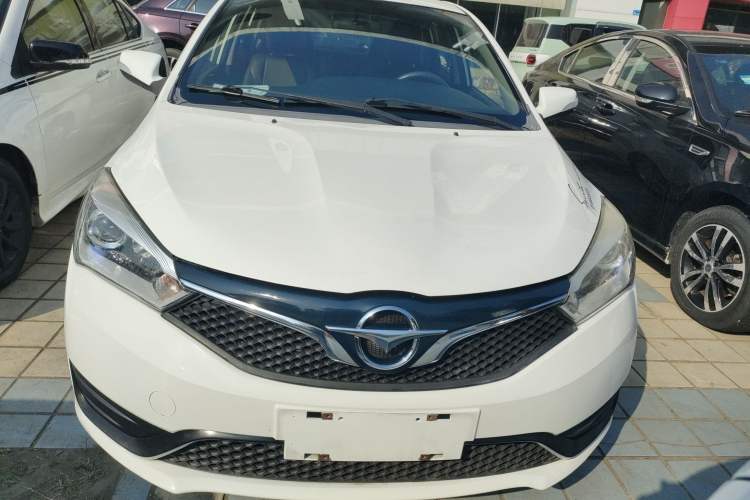 Used Haima M3 2017 1.5L Manual Comfort Model Front