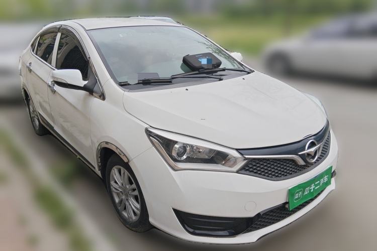Used Haima M3 2017 1.5L Manual Fashion Edition Front Right 45 Deg