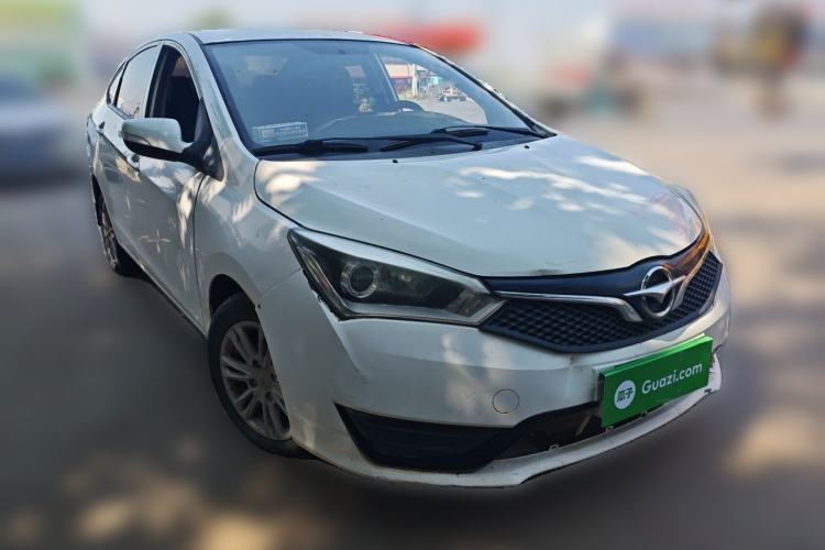 Used Haima M3 2017 1.5L Manual Fashion Edition Front Right 45 Deg