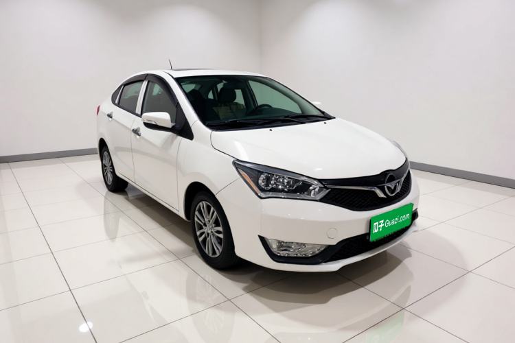 Used Haima M3 2017 1.5L Manual Luxury Version Front Right 45 Deg