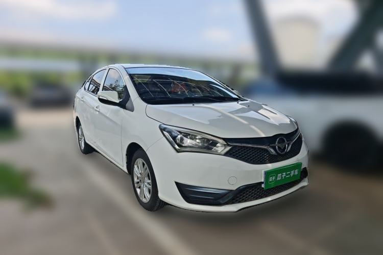 Used Haima M3 2017 1.5L Manual Fashion Edition Front Right 45 Deg