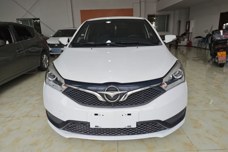 Used Haima M3 2017 1.5L Manual Fashion Edition Front
