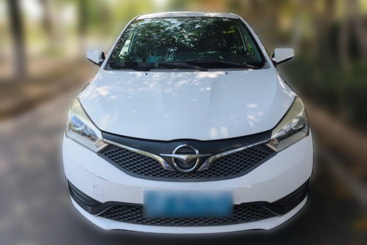 Used Haima M3 2017 1.5L Manual Fashion Edition Front