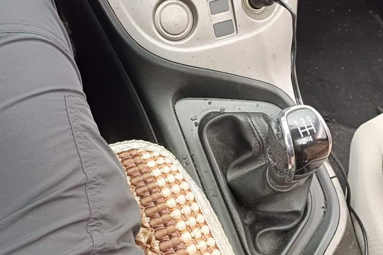 Used Haima M3 2017 1.5L Manual Comfort Model Gear Lever