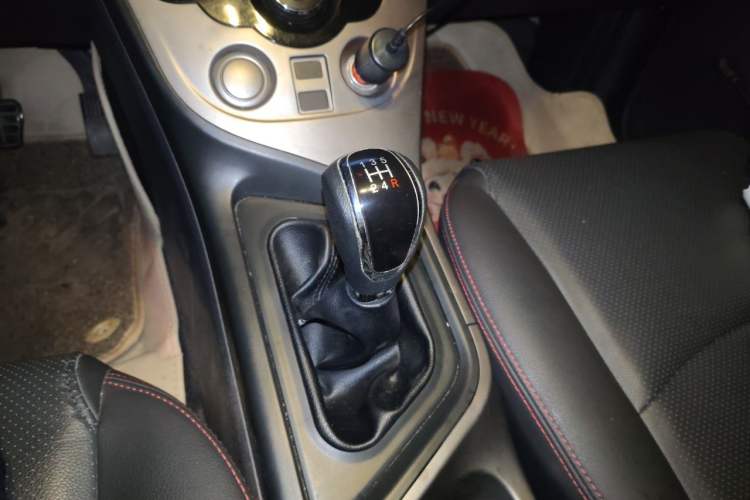Used Haima M3 2017 1.5L Manual Comfort Model Gear Lever
