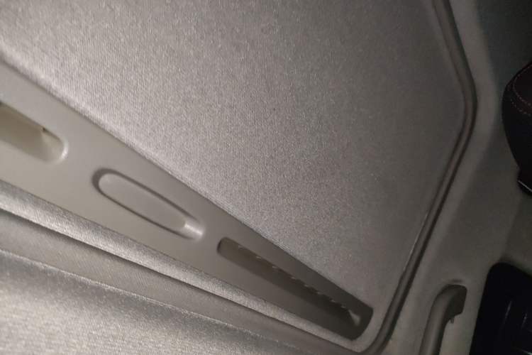 Used Haima M3 2017 1.5L Manual Comfort Model Headliner