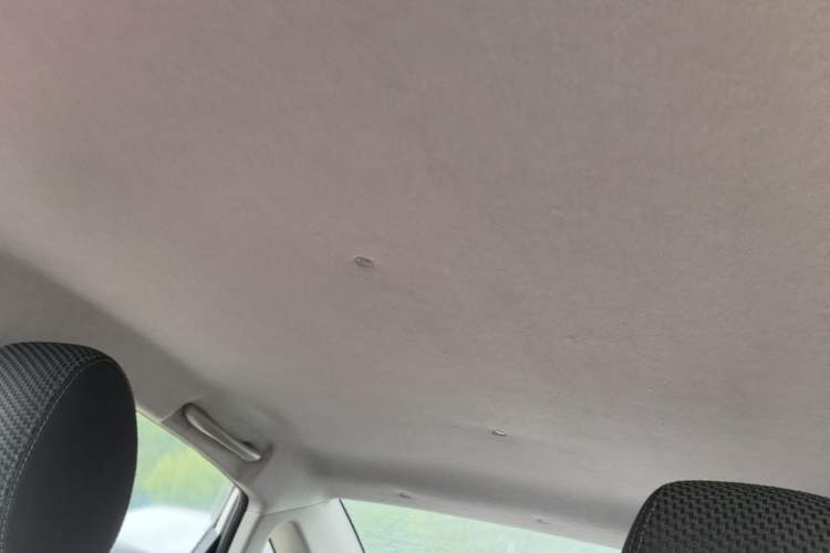 Used Haima M3 2017 1.5L Manual Fashion Edition Headliner