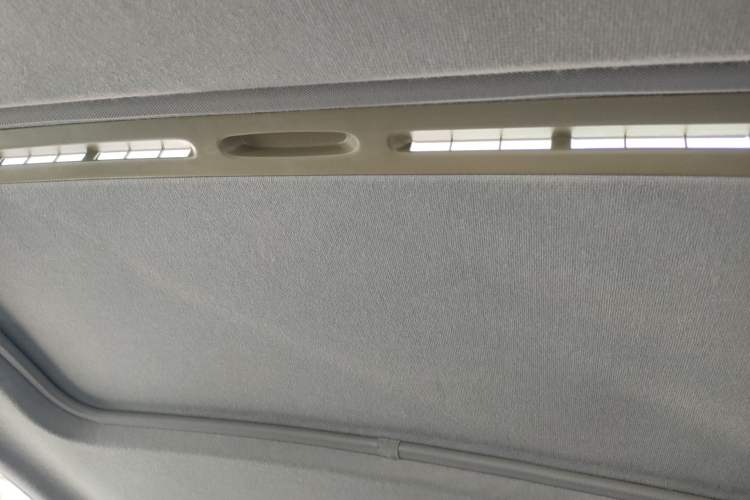 Used Haima M3 2017 1.5L Manual Comfort Model Headliner
