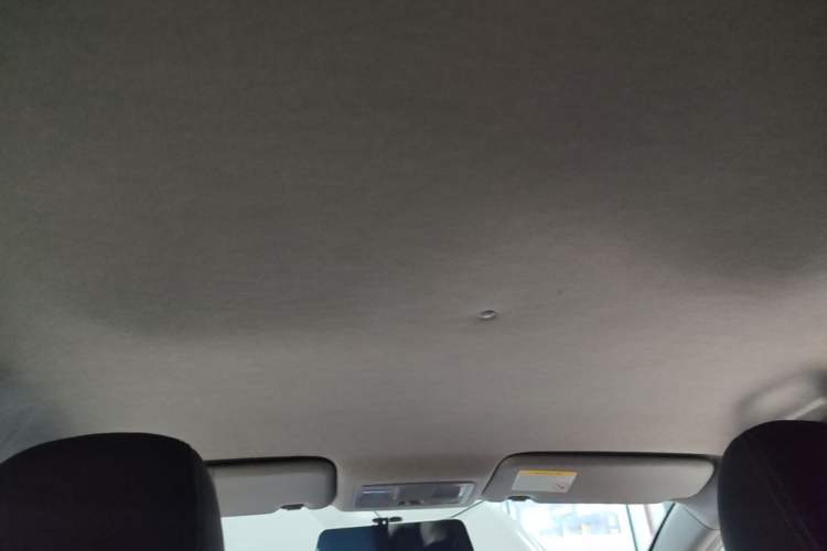 Used Haima M3 2017 1.5L Manual Fashion Edition Headliner