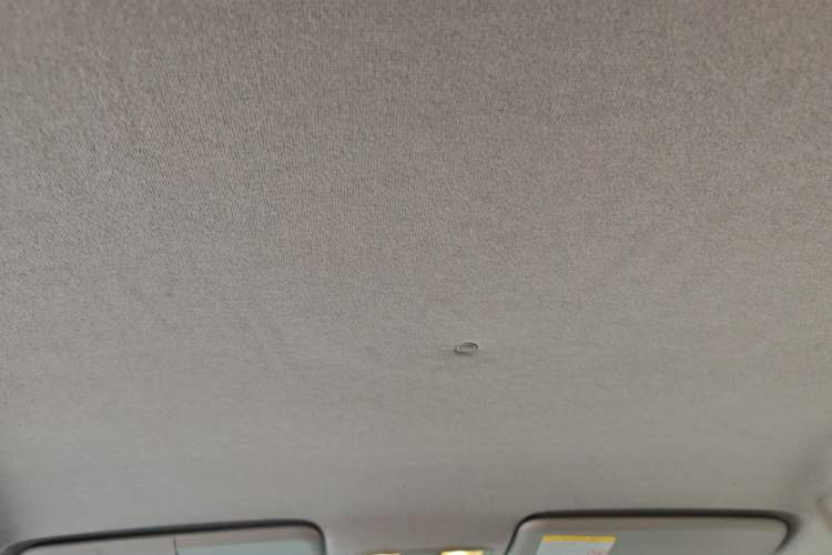Used Haima M3 2017 1.5L Manual Fashion Edition Headliner
