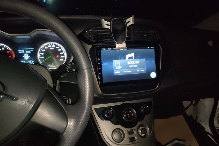 Used Haima M3 2017 1.5L Manual Comfort Model Interior 2